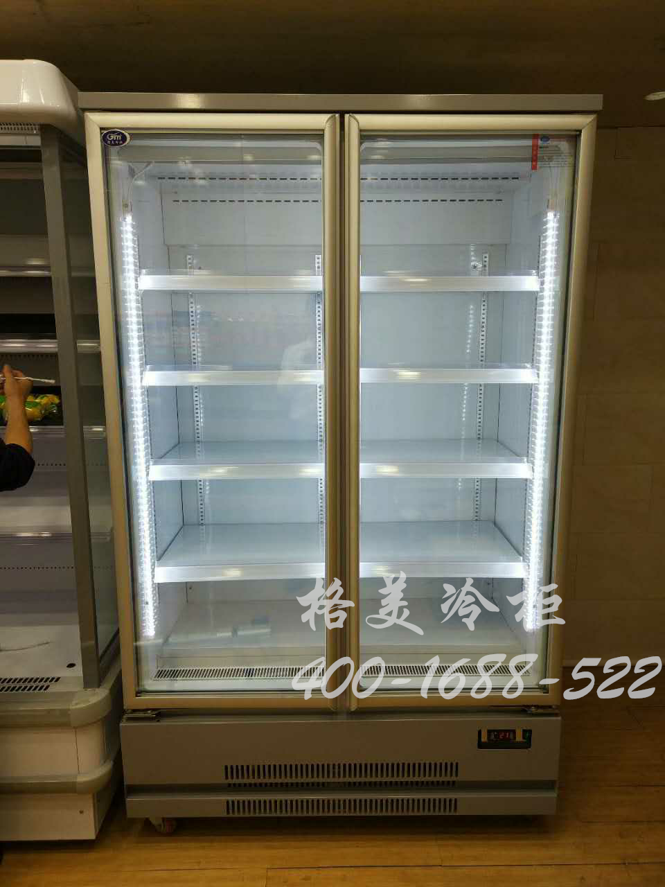 低温冷冻冰柜超市冷柜的干燥机作用